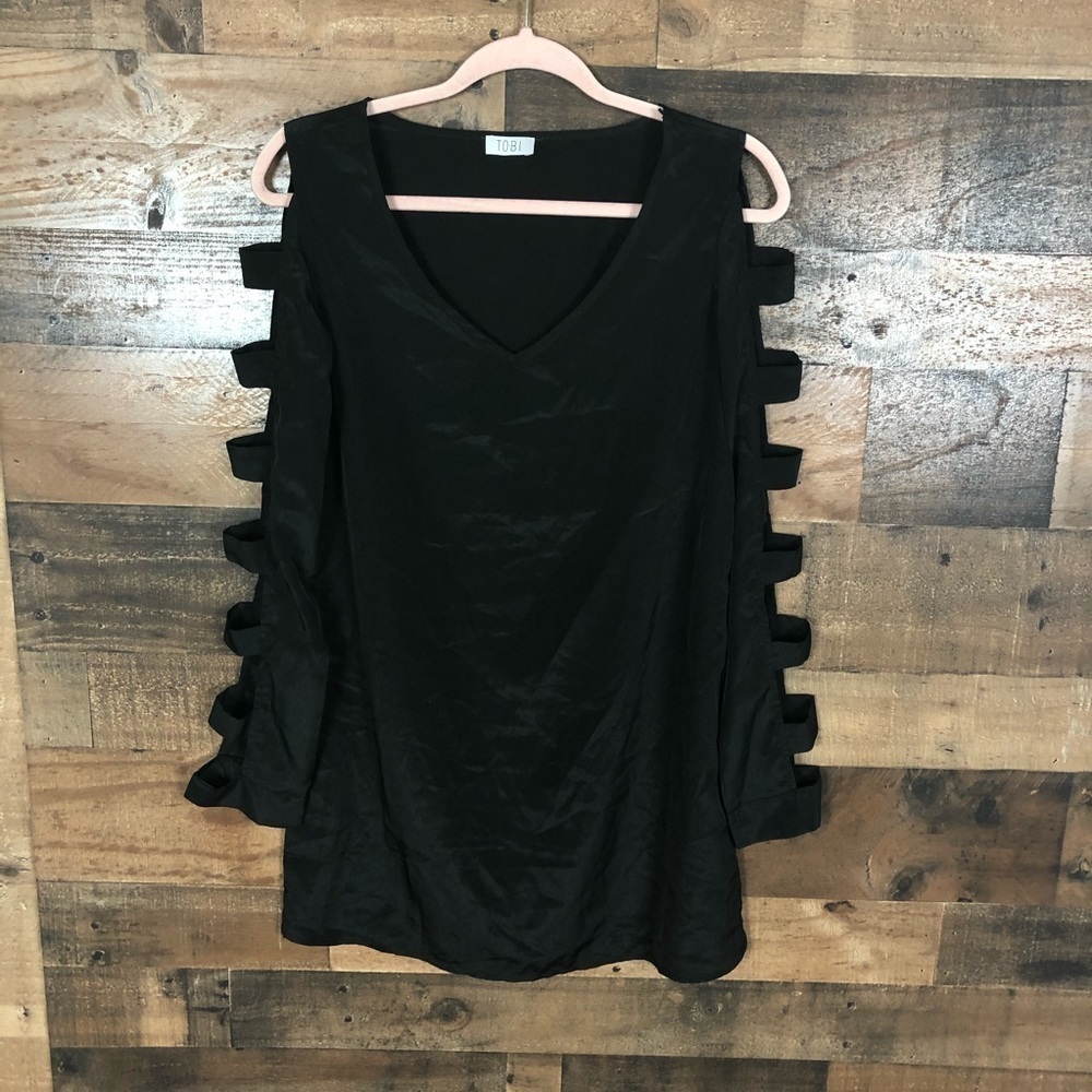 Tobi black‎ tunic